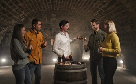 HOLDVÖLGY Cellar Experience: the winery building that was born in the spirit of exceptionality