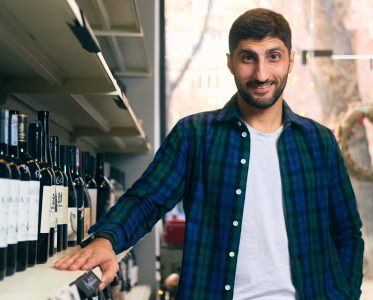  Experienced sommelier - promoter of Armenia and its wine