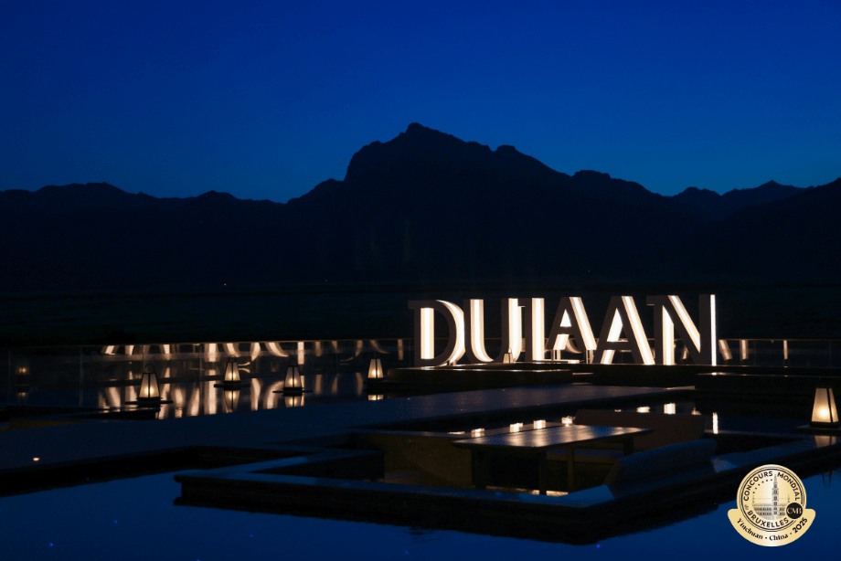 Chateau Dulaan Holiday Wine Stroll